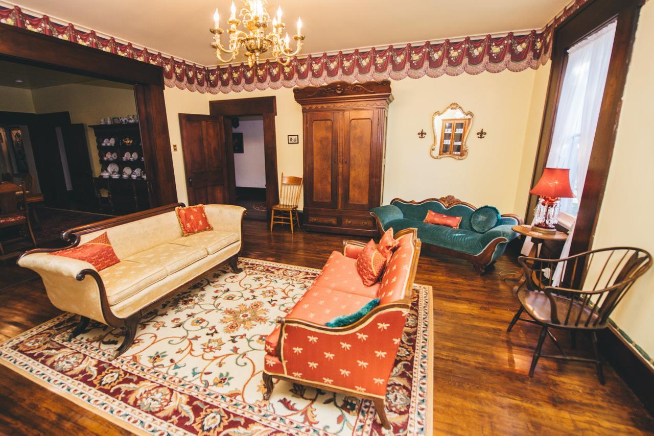 Old Caledonian Bed & Breakfast Eksteriør billede