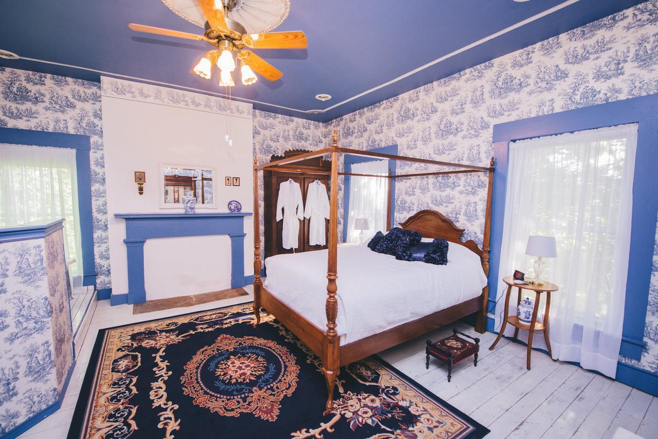 Old Caledonian Bed & Breakfast Eksteriør billede