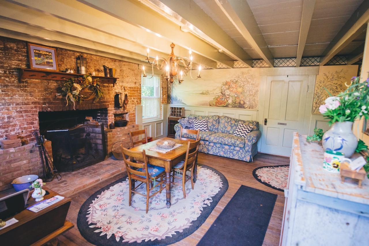 Old Caledonian Bed & Breakfast Eksteriør billede